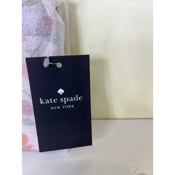 Kate Spade Strawberry Garden Medium L-Zip Wristlet MSRP $139 NWT - Picture 6 of 13